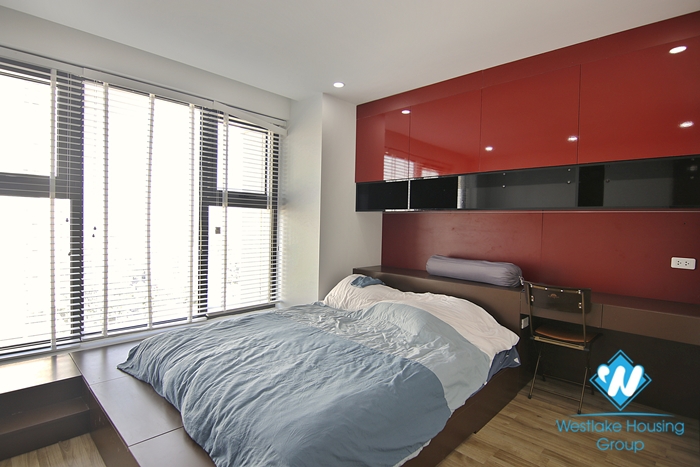 Bright and airy corner apartment for rent in D'. Le Roi Soleil, Xuan Dieu street